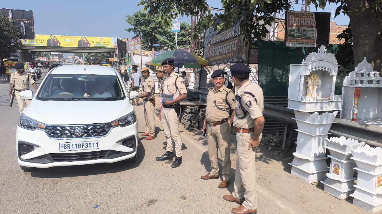 नगर एसपी ने SST चेक पोस्ट का किया निरीक्षण वाहन जांच में दिए कड़े निर्देश