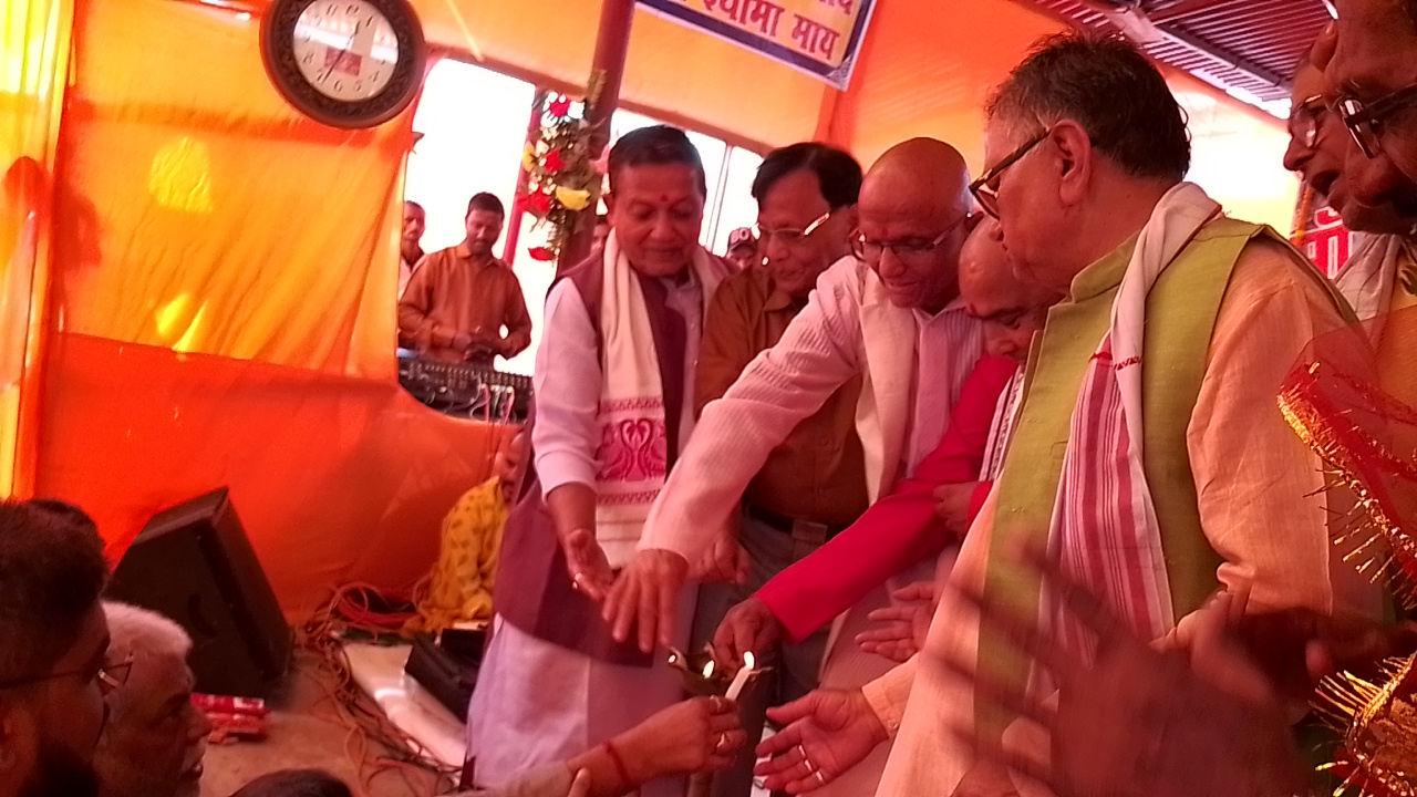 श्यामा माई काली मंदिर में नवाह — भक्ति का महापर्व दरभंगा में 9-दिनीय नामधुन नवाह यज्ञ (10 — 19 नवम्बर 2025) श्यामा माई काली मंदिर में नवाह — भक्ति का महापर्व दरभंगा में 9-दिनीय नामधुन नवाह यज्ञ (10 — 19 नवम्बर 2025)