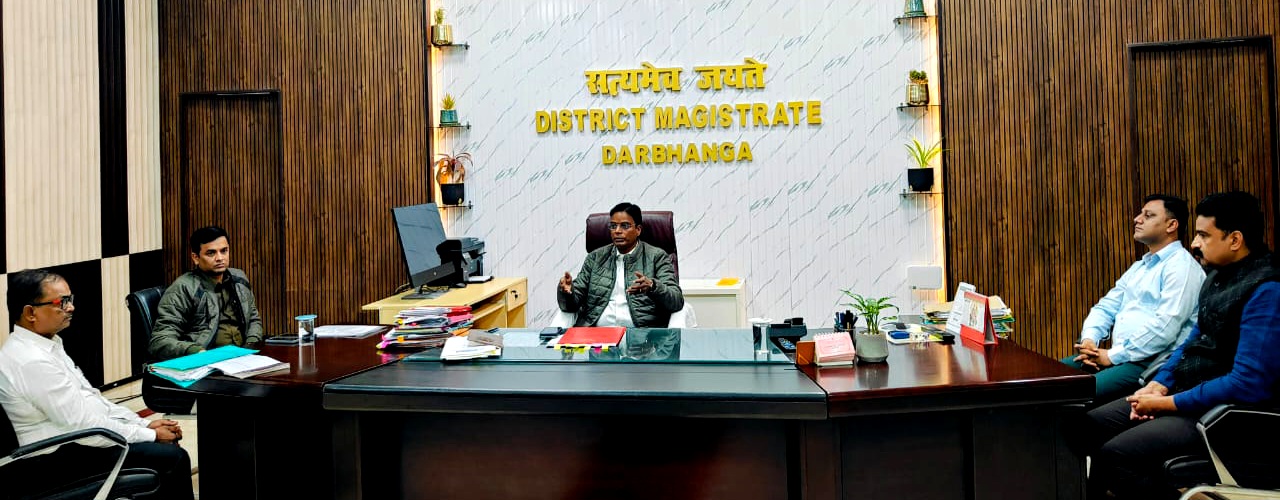 जिले में जाम समाधान पर डीएम की सख्त समीक्षा ठेला–अवैध दुकानों पर होगी कड़ी कार्रवाई जिले में जाम समाधान पर डीएम की सख्त समीक्षा ठेला–अवैध दुकानों पर होगी कड़ी कार्रवाई