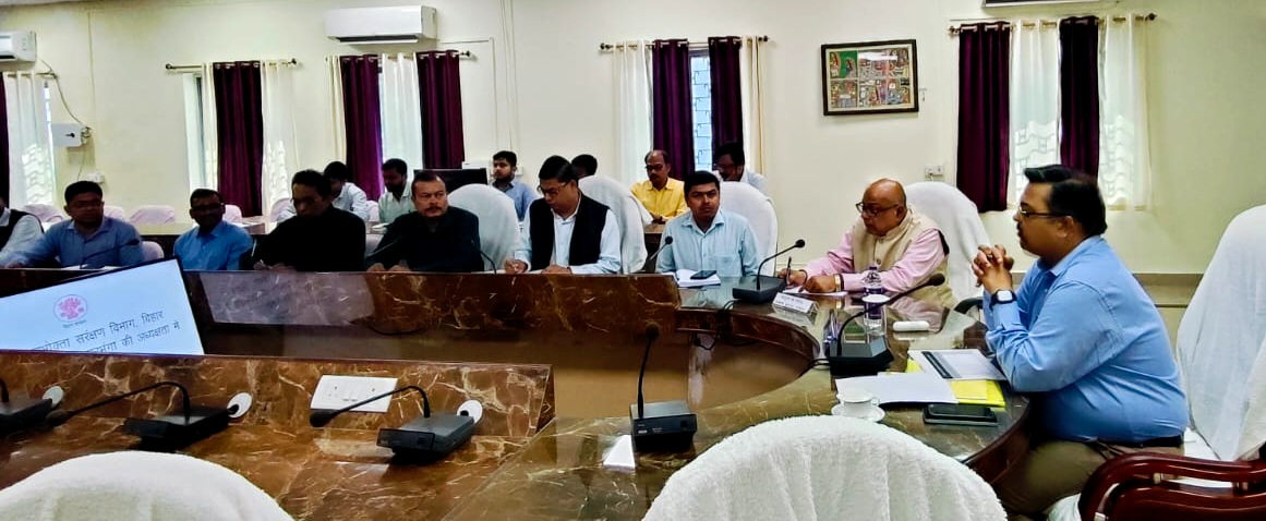 खाद्य आपूर्ति व्यवस्था पर आयुक्त की सख्ती धान अधिप्राप्ति, PDS और राशन कार्ड की समीक्षा खाद्य आपूर्ति व्यवस्था पर आयुक्त की सख्ती धान अधिप्राप्ति, PDS और राशन कार्ड की समीक्षा