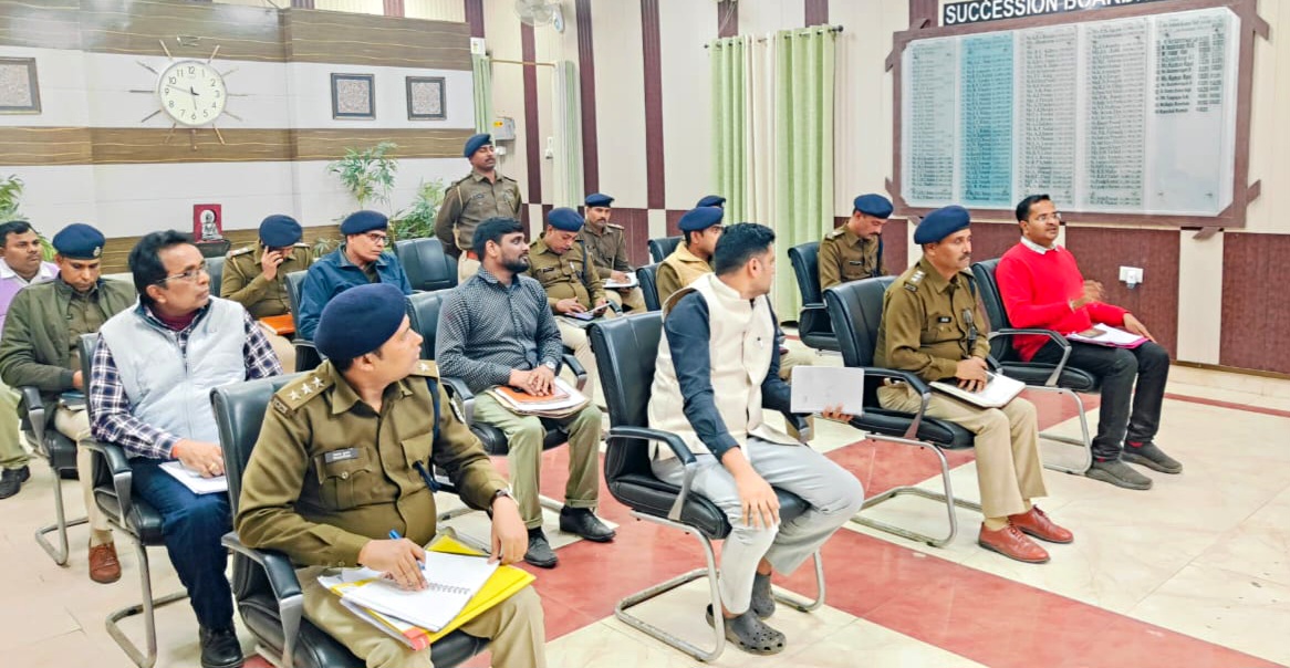 अतिक्रमण मुक्त अभियान तेज DM–SSP ने अधिकारियों को दिए कड़े निर्देश अतिक्रमण मुक्त अभियान तेज DM–SSP ने अधिकारियों को दिए कड़े निर्देश