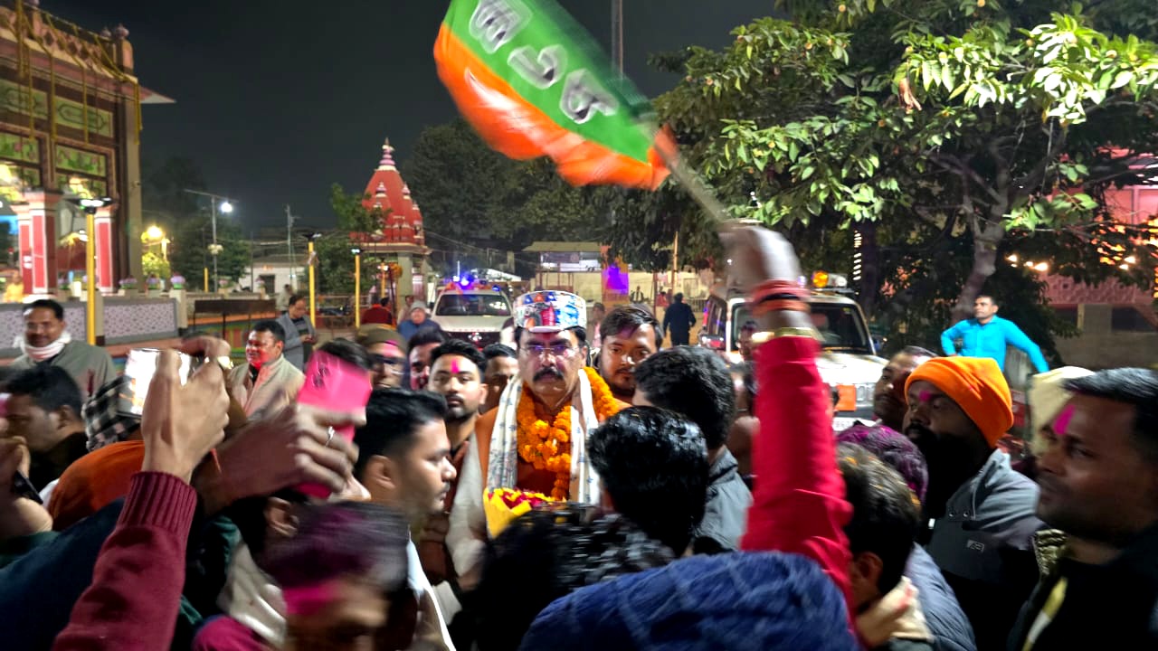 दरभंगा पहुंचे भाजपा प्रदेश अध्यक्ष संजय सरावगी मां श्यामा काली का लिया आशीर्वाद, कार्यकर्ताओं ने किया भव्य स्वागत दरभंगा पहुंचे भाजपा प्रदेश अध्यक्ष संजय सरावगी मां श्यामा काली का लिया आशीर्वाद, कार्यकर्ताओं ने किया भव्य स्वागत