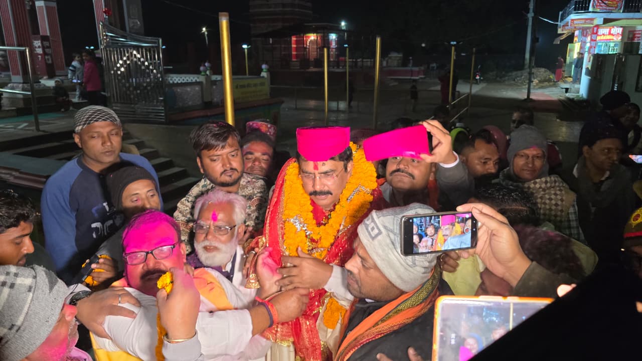 दरभंगा पहुंचे भाजपा प्रदेश अध्यक्ष संजय सरावगी मां श्यामा काली का लिया आशीर्वाद, कार्यकर्ताओं ने किया भव्य स्वागत दरभंगा पहुंचे भाजपा प्रदेश अध्यक्ष संजय सरावगी मां श्यामा काली का लिया आशीर्वाद, कार्यकर्ताओं ने किया भव्य स्वागत