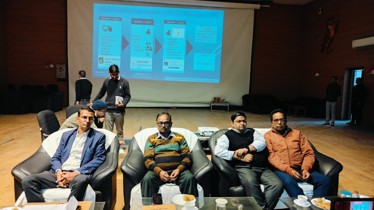 फार्मर रजिस्ट्री को मिलेगी रफ्तार किसानों तक योजनाओं का सीधा लाभ फार्मर रजिस्ट्री को मिलेगी रफ्तार किसानों तक योजनाओं का सीधा लाभ