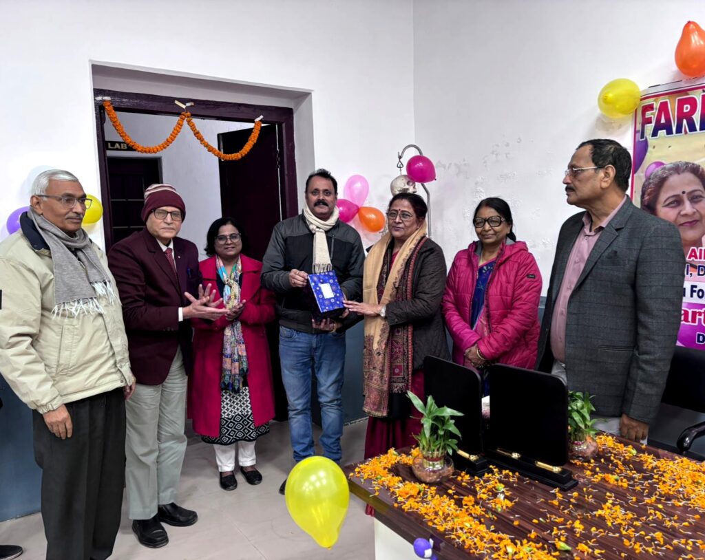 डीएमसीएच की मजबूत पहचान बनीं अल्का झा व शिला कुमारी, सम्मान के साथ विदाई डीएमसीएच की मजबूत पहचान बनीं अल्का झा व शिला कुमारी, सम्मान के साथ विदाई