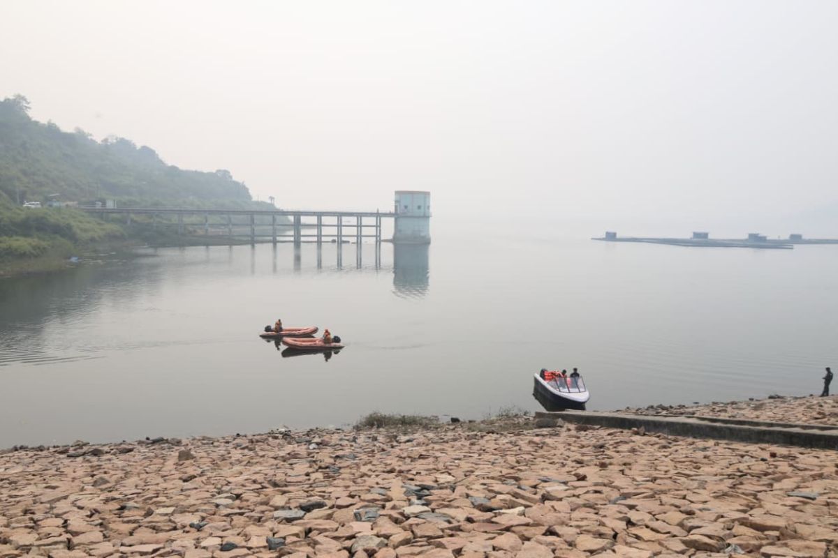 Solar Power Plant: बिहार का सबसे बड़ा फ्लोटिंग सोलर पावर प्लांट इस जिले में होगा तैयार, ‘नीचे मछली-ऊपर बिजली’ का सपना होगा पूरा