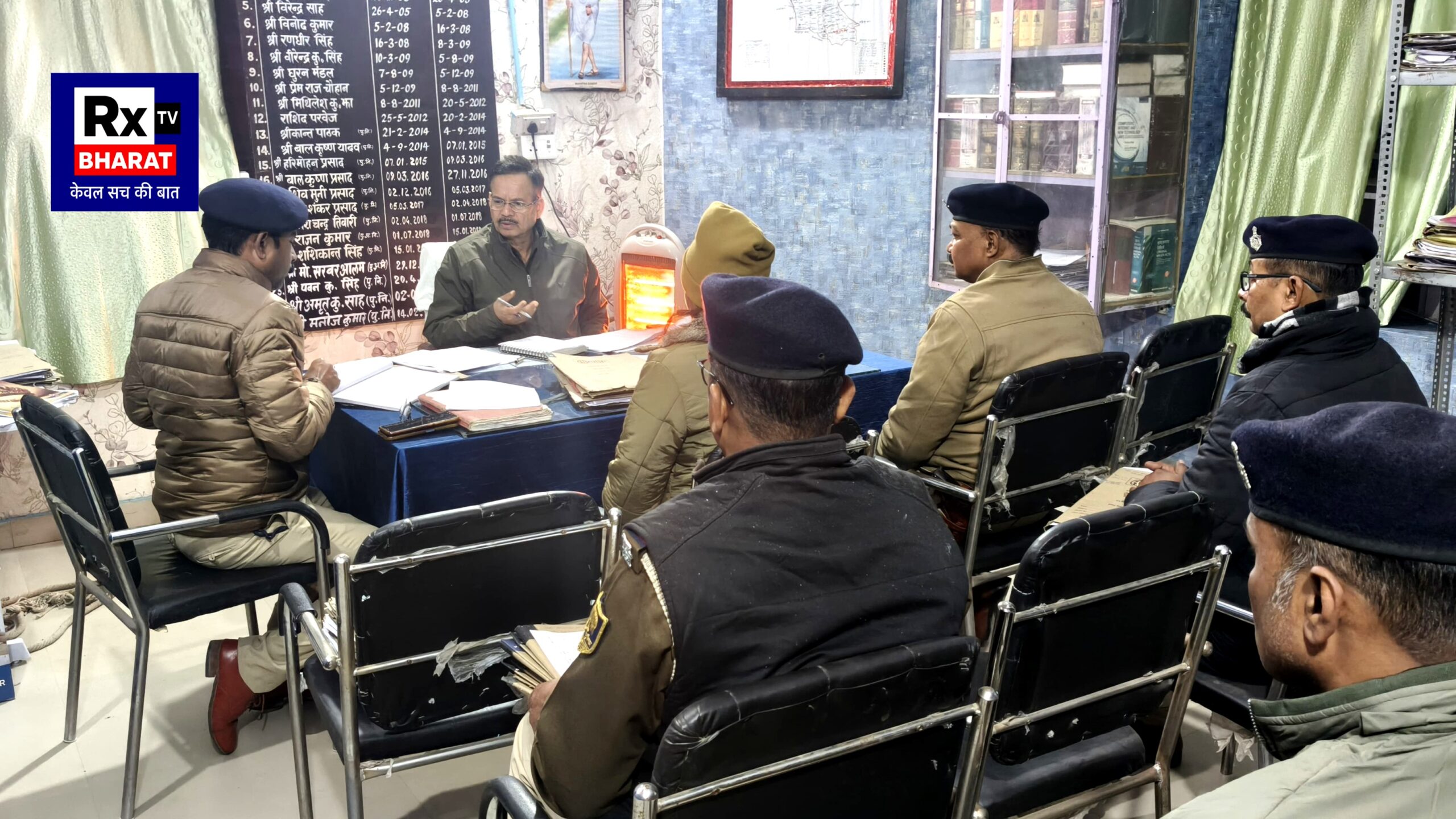 सदर थाना में नगर एसपी की सख्ती, लंबित कांडों के त्वरित निष्पादन का निर्देश सदर थाना में नगर एसपी की सख्ती, लंबित कांडों के त्वरित निष्पादन का निर्देश