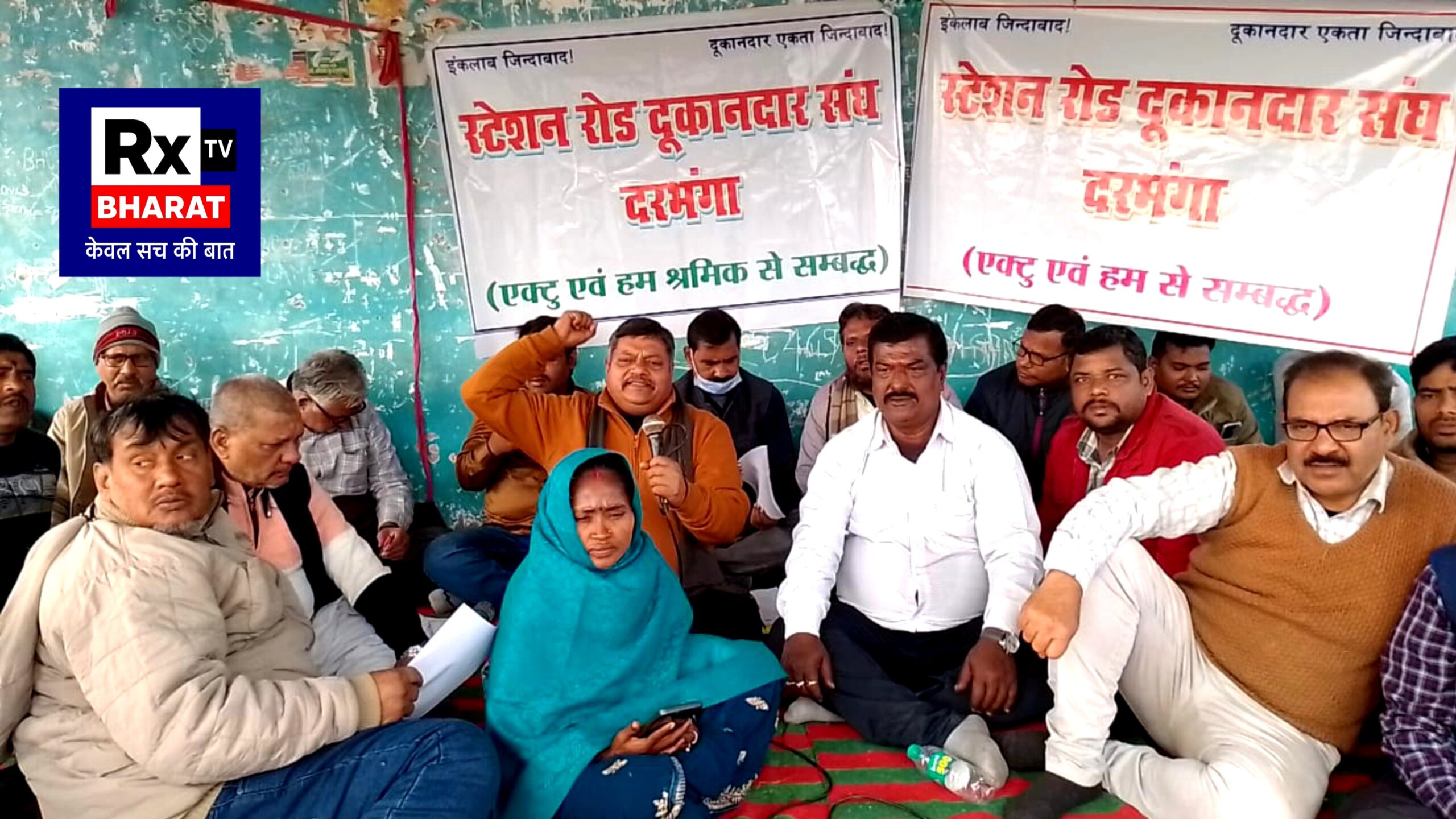 एलिवेटेड रोड परियोजना को लेकर चार सूत्री मांगों के साथ आयुक्त को सौंपा ज्ञापन