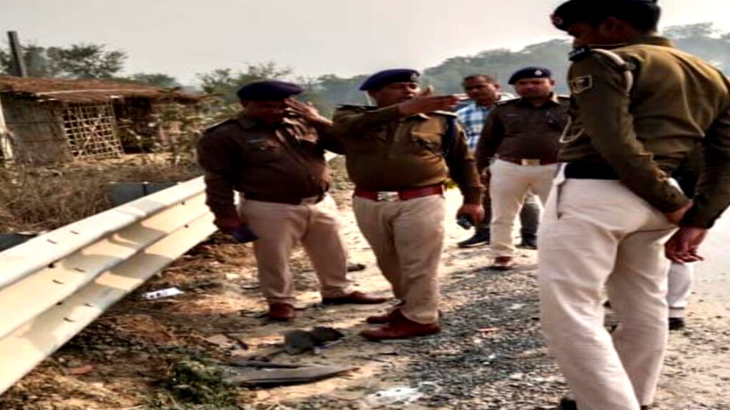 बहेड़ा में दर्दनाक सड़क हादसा एक बच्ची सहित तीन की मौत, इलाके में मातम बहेड़ा में दर्दनाक सड़क हादसा एक बच्ची सहित तीन की मौत, इलाके में मातम