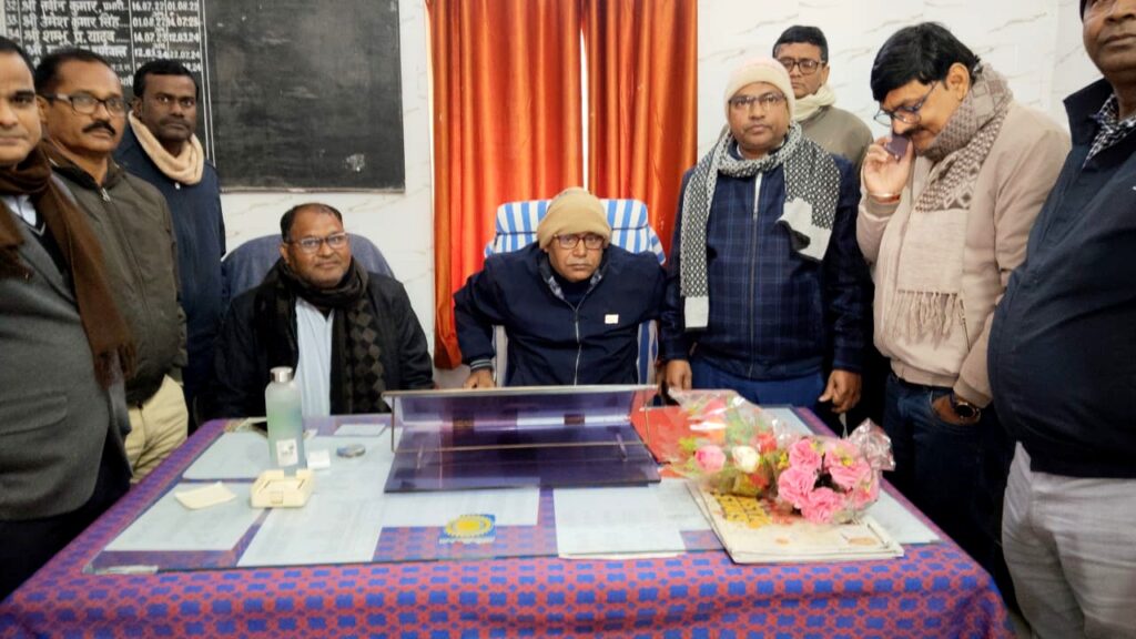 जिला सांख्यिकी पदाधिकारी ने ग्रहण किया पदभार उदय नारायण प्रसाद को सौंपा गया प्रभार, कार्यालय में सम्मान समारोह आयोजित जिला सांख्यिकी पदाधिकारी ने ग्रहण किया पदभार उदय नारायण प्रसाद को सौंपा गया प्रभार, कार्यालय में सम्मान समारोह आयोजित