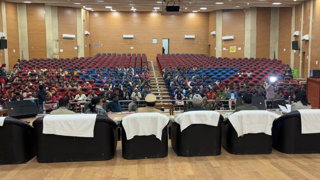 दरभंगा में बाल विवाह के खिलाफ अभियान तेज प्रेक्षागृह ऑडिटोरियम में जिला स्तरीय जागरूकता प्रशिक्षण कार्यक्रम दरभंगा में बाल विवाह के खिलाफ अभियान तेज प्रेक्षागृह ऑडिटोरियम में जिला स्तरीय जागरूकता प्रशिक्षण कार्यक्रम