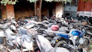 शराब तस्करी में जब्त वाहनों की नीलामी शराब तस्करी में जब्त वाहनों की नीलामी