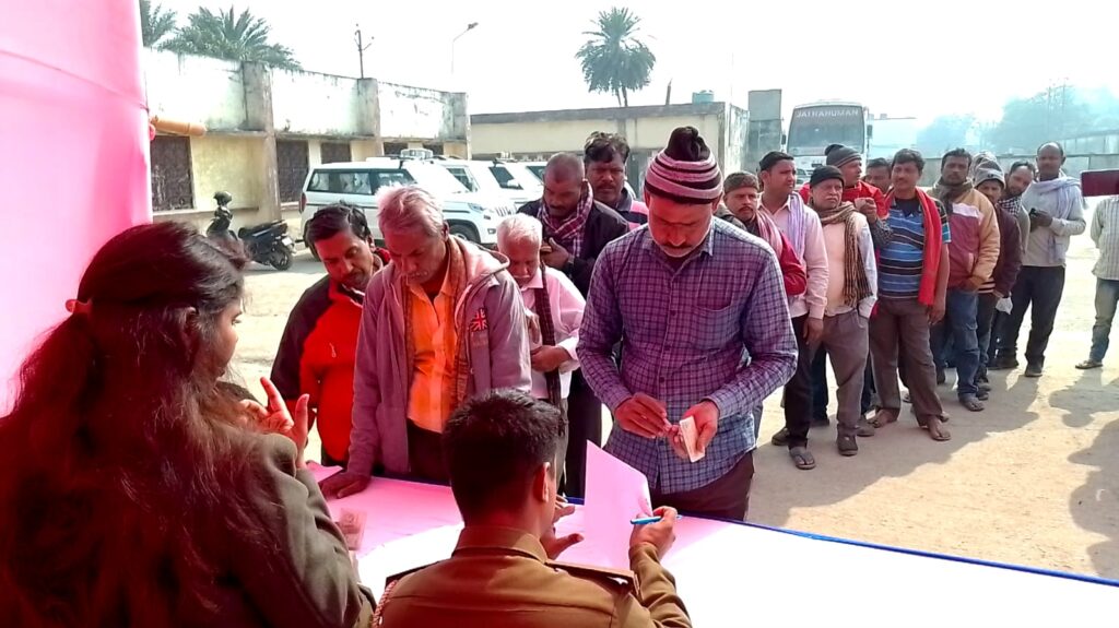 सड़क सुरक्षा माह-2026 के तहत आज आयोजित हुआ निःशुल्क नेत्र जांच शिविर सड़क सुरक्षा माह-2026 के तहत आज आयोजित हुआ निःशुल्क नेत्र जांच शिविर