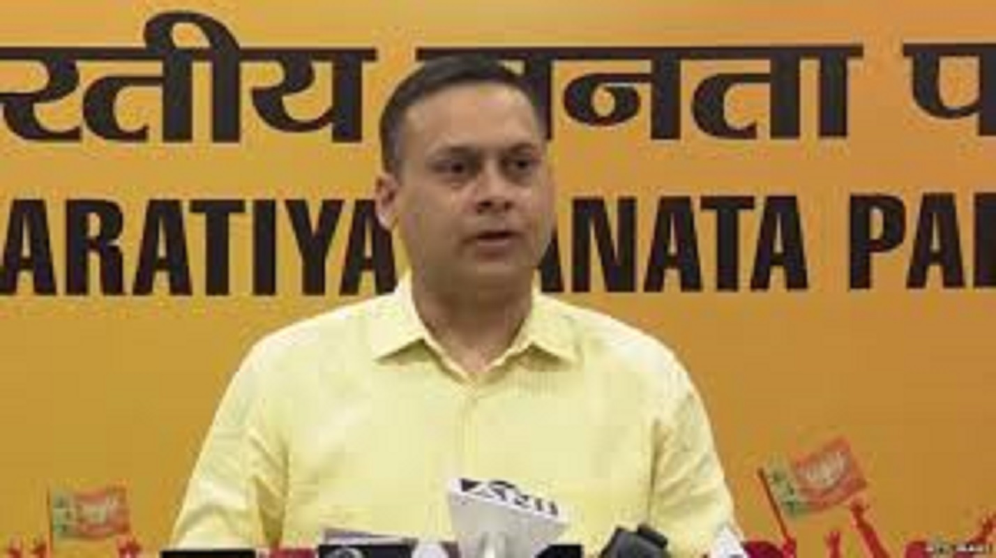 अमित मालवीय का पश्चिम बंगाल पुलिस पर गंभीर आरोप, एक्स से पांच यूजर्स की जानकारी मांगने पर जतायी आपत्ति अमित मालवीय का पश्चिम बंगाल पुलिस पर गंभीर आरोप, एक्स से पांच यूजर्स की जानकारी मांगने पर जतायी आपत्ति