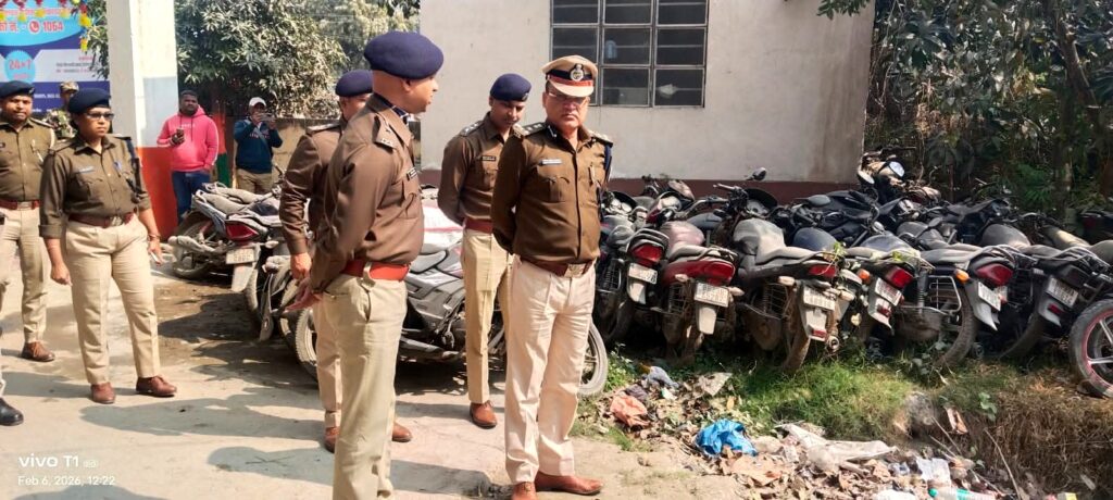 डीआईजी मिथिला ने दलसिंहसराय थाना कांड की समीक्षा की डीआईजी मिथिला ने दलसिंहसराय थाना कांड की समीक्षा की