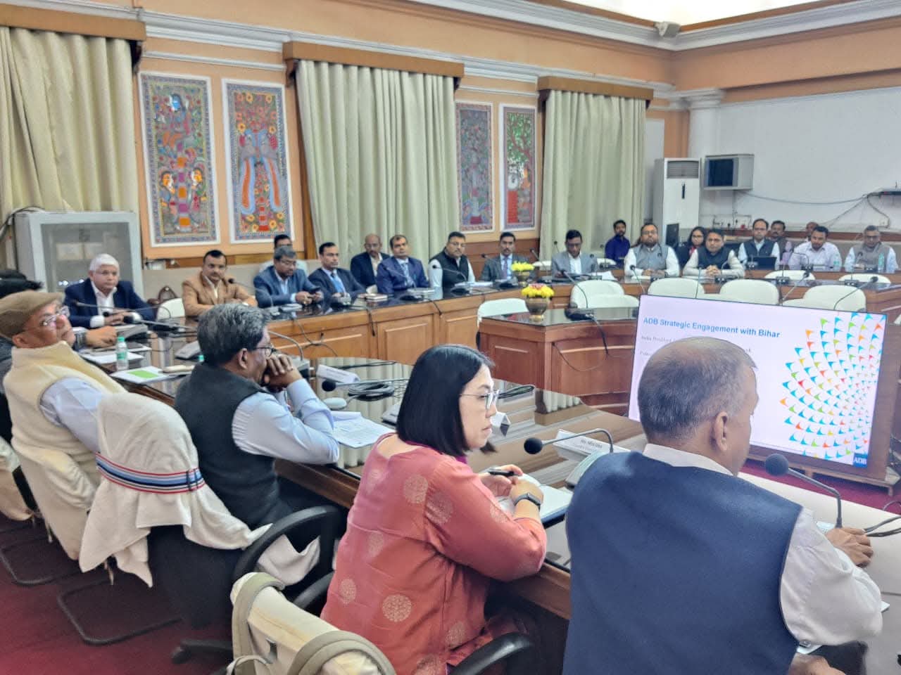 राज्य विकास को बड़ा बूस्ट:  Billion+ निवेश प्रस्तावों पर रणनीतिक बैठक