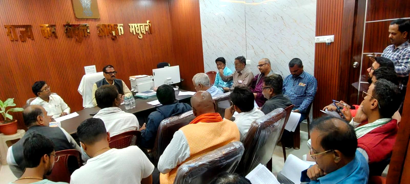 मधुबनी में GST को लेकर बड़ी बैठक, ईंट भट्ठा संचालकों को टैक्स भुगतान के सख्त निर्देश