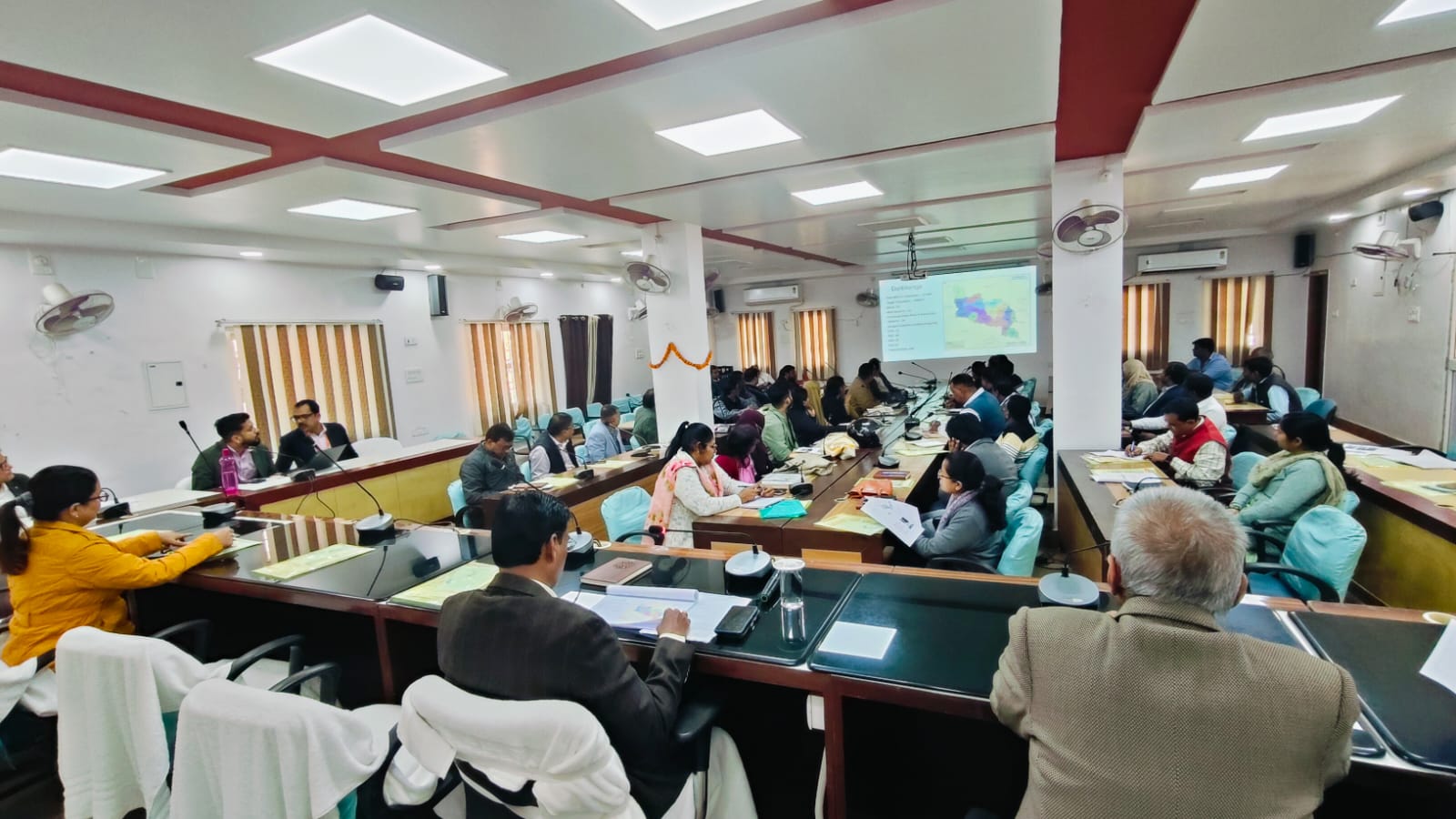 सर्वजन दवा सेवन कार्यक्रम को लेकर जिला कोऑर्डिनेशन कमिटी की बैठक, 10 फरवरी से अभियान शुरू