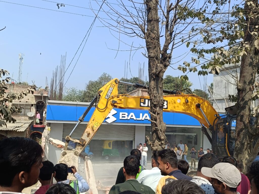 दरभंगा में बड़ा एक्शन! लोहिया चौक से एकमी तक बनेगी एलिवेटेड रोड दरभंगा में बड़ा एक्शन! लोहिया चौक से एकमी तक बनेगी एलिवेटेड रोड