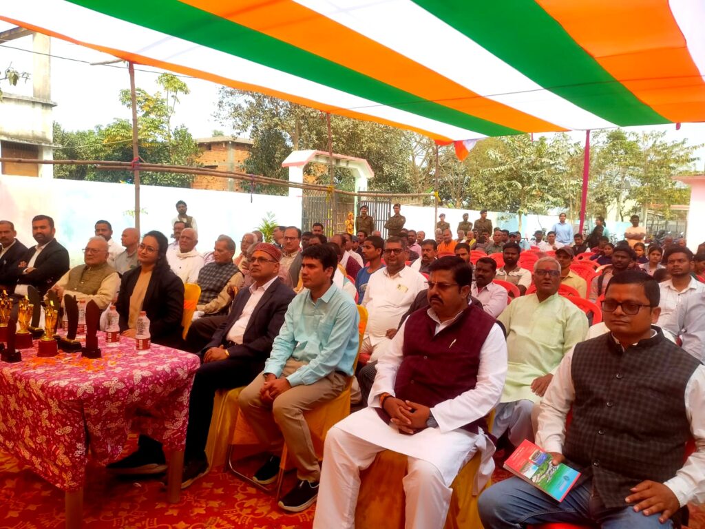 बाल विवाह रोकने को स्कूल में जागरूकता न्यायाधीश ने बच्चों को दिया बड़ा संदेश बाल विवाह रोकने को स्कूल में जागरूकता न्यायाधीश ने बच्चों को दिया बड़ा संदेश
