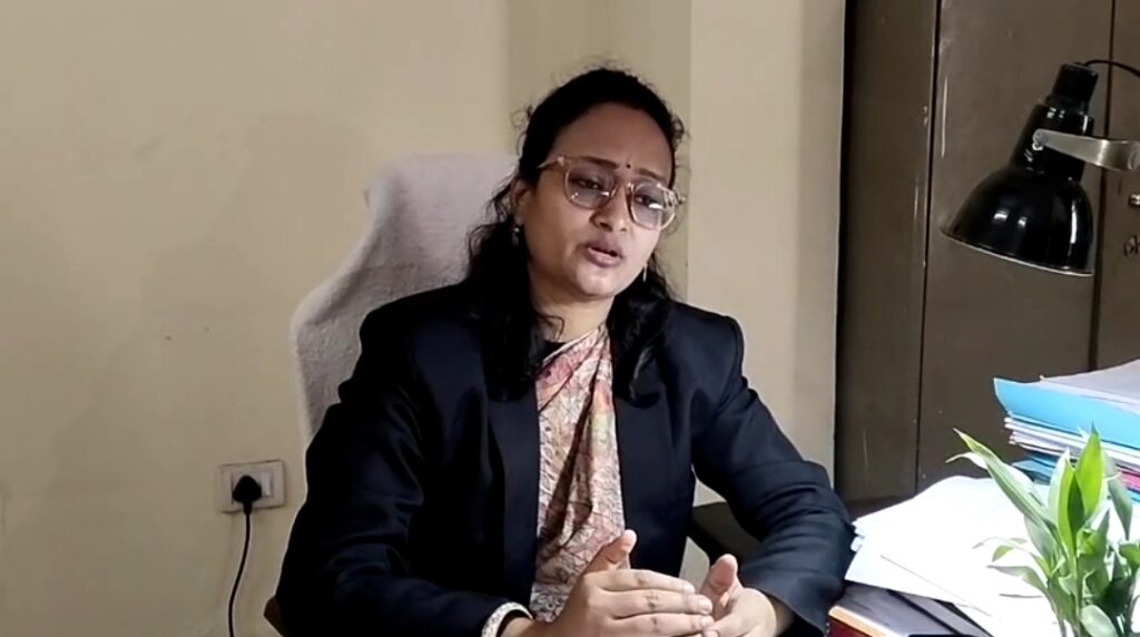 बाल विवाह पर कानून का सख्त संदेश  कोर्ट परिसर से जागरूकता रैली