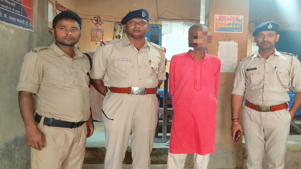 दरभंगा पुलिस का बड़ा एक्शन, 24 घंटे में 24 गिरफ्तार, कई कांडों का खुलासा दरभंगा पुलिस का बड़ा एक्शन, 24 घंटे में 24 गिरफ्तार, कई कांडों का खुलासा