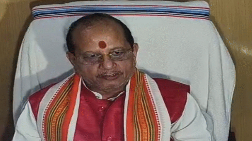 बिहार में सख्ती: बिना लाइसेंस मीट शॉप पर बैन, 100 दिनों में बड़े फैसले बिहार में सख्ती: बिना लाइसेंस मीट शॉप पर बैन, 100 दिनों में बड़े फैसले