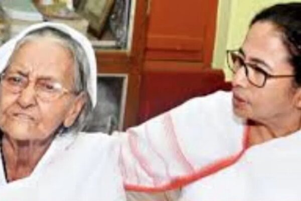 ममता बनर्जी का भाजपा पर हमला, बोली- छीनी जा रही मतुआ समुदाय की नागरिकता