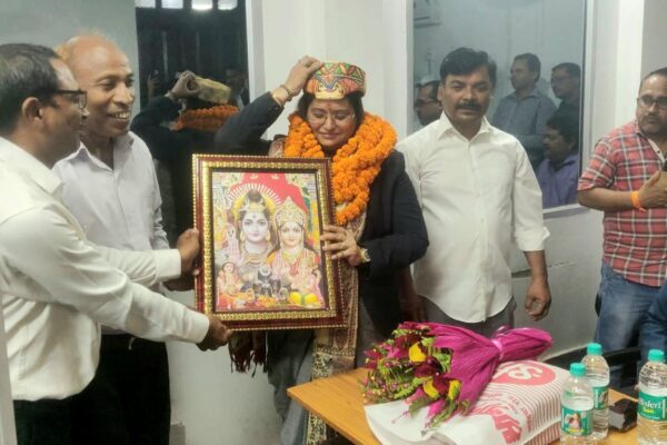 दरभंगा कोर्ट में भावुक विदाई: पोक्सो जज प्रोतिमा परिहार को सम्मान