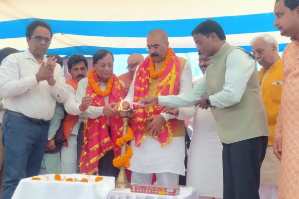 दरभंगा में पहली बार माँ श्यामा महोत्सव, दीप प्रज्ज्वलित कर हुआ भव्य उद्घाटन