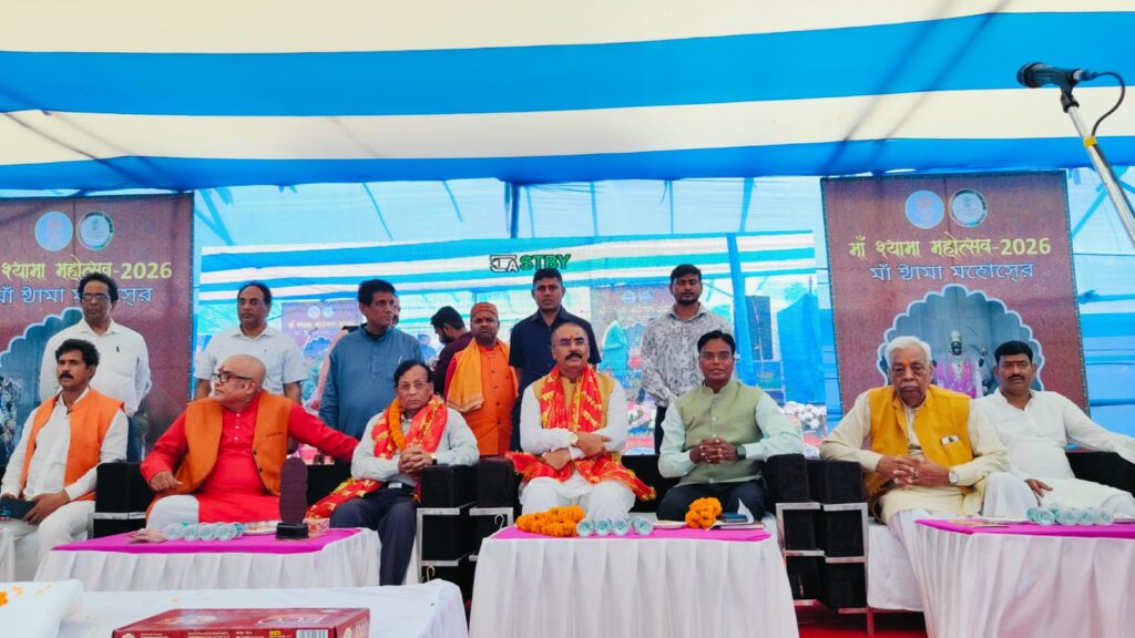 दरभंगा में पहली बार माँ श्यामा महोत्सव, दीप प्रज्ज्वलित कर हुआ भव्य उद्घाटन दरभंगा में पहली बार माँ श्यामा महोत्सव, दीप प्रज्ज्वलित कर हुआ भव्य उद्घाटन