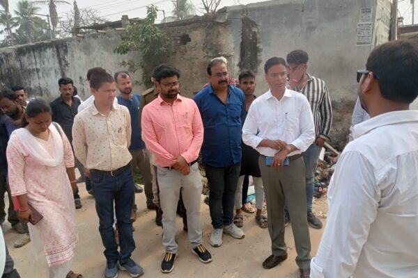 दरभंगा में आरओबी निर्माण कार्यों की समीक्षा, डीएम ने दिए निर्देश