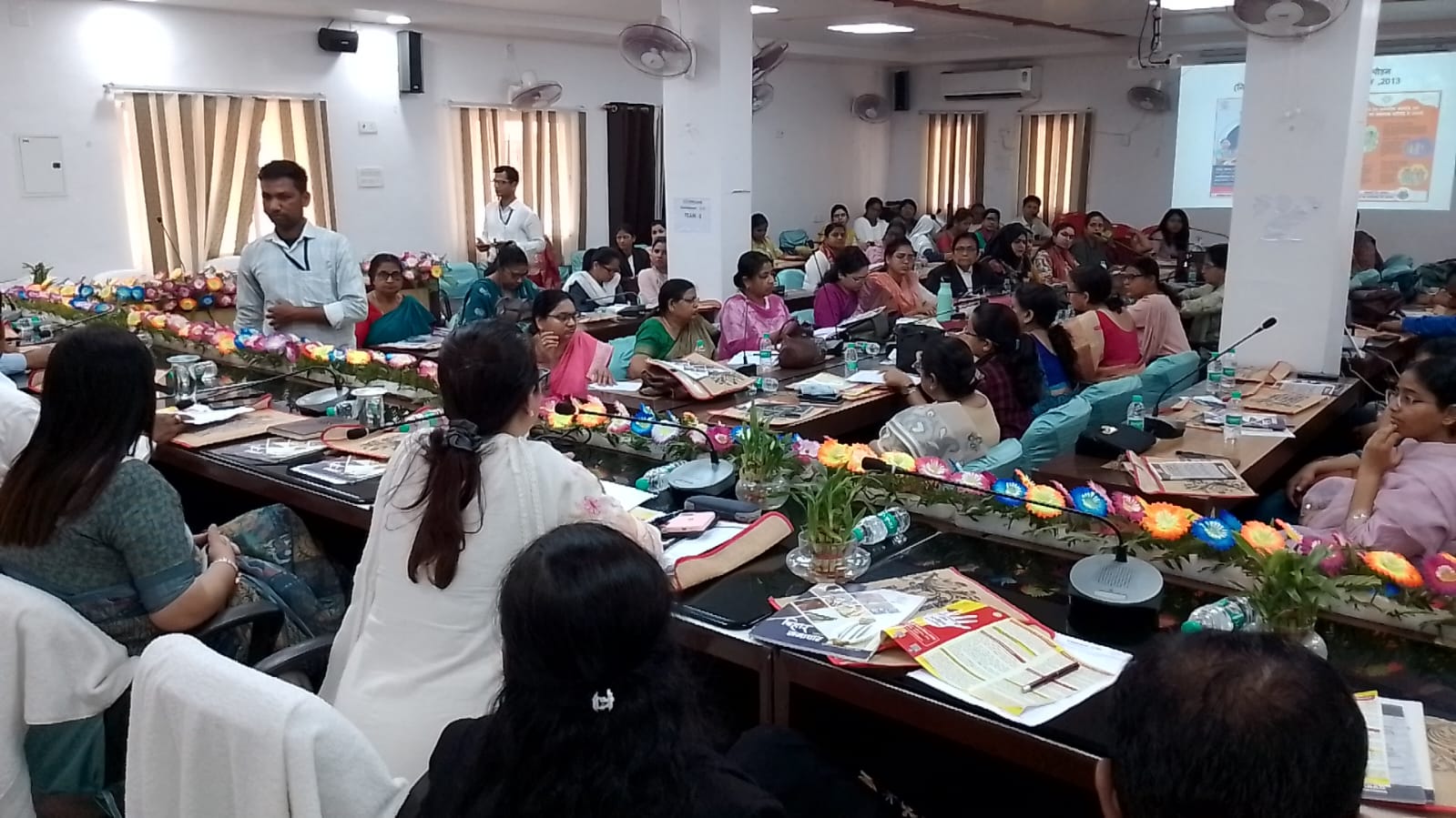 दरभंगा में महिलाओं की सुरक्षा अलर्ट! कार्यस्थल पर यौन उत्पीड़न कानून की बड़ी जानकारी दरभंगा में महिलाओं की सुरक्षा अलर्ट! कार्यस्थल पर यौन उत्पीड़न कानून की बड़ी जानकारी