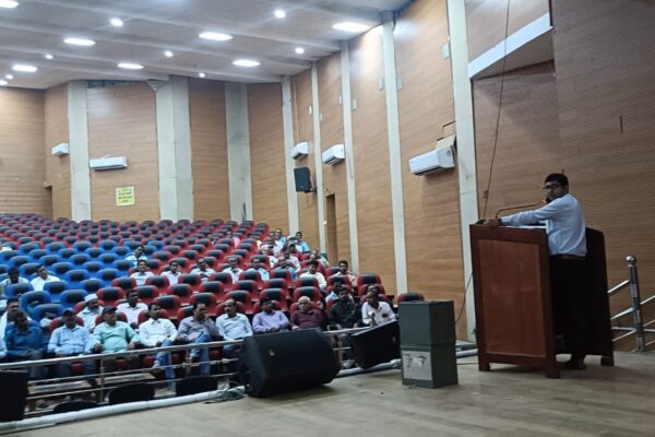 PACS Election 2026: दरभंगा में मतदान कर्मियों का तीन दिवसीय प्रशिक्षण सम्पन्न