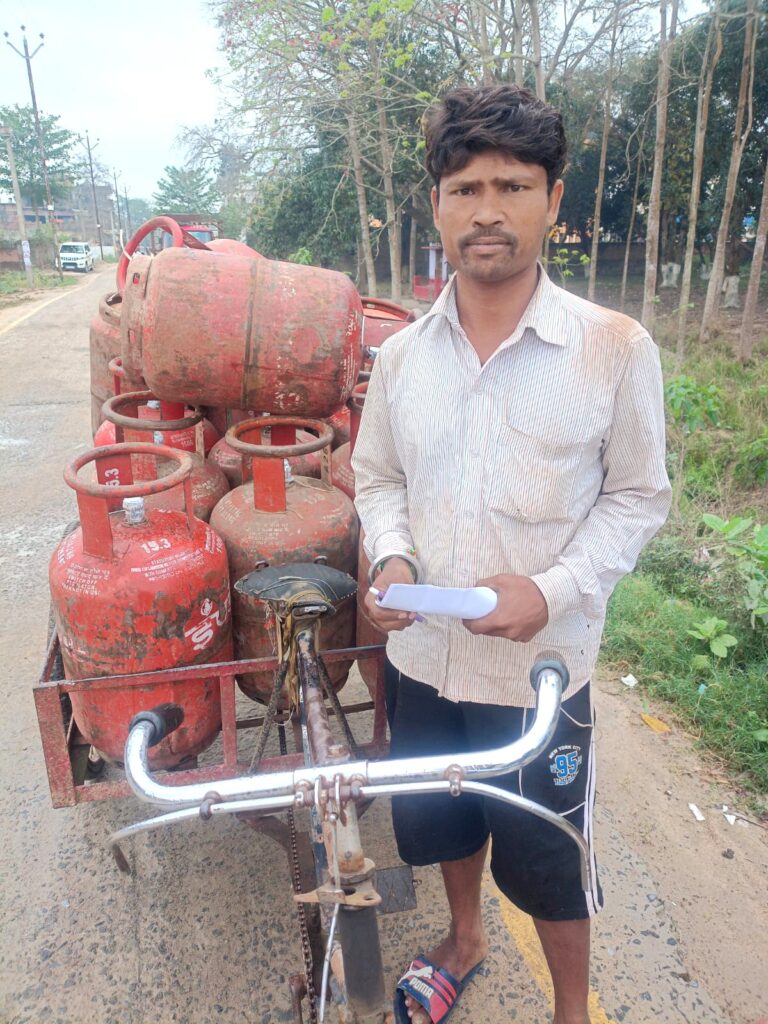 दरभंगा में LPG की भरपूर सप्लाई, 25 मार्च को 12,314 सिलेंडर वितरण