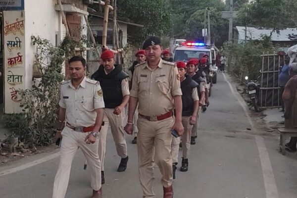 दरभंगा में फ्लैग मार्च, रामनवमी पर पुलिस अलर्ट