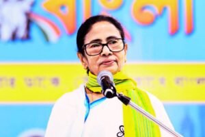 मयनागुड़ी में भावुक हुईं ममता बनर्जी, कहा- बीजेपी ने आज वोट छीना है, कल नागरिकता भी छीन लेगी