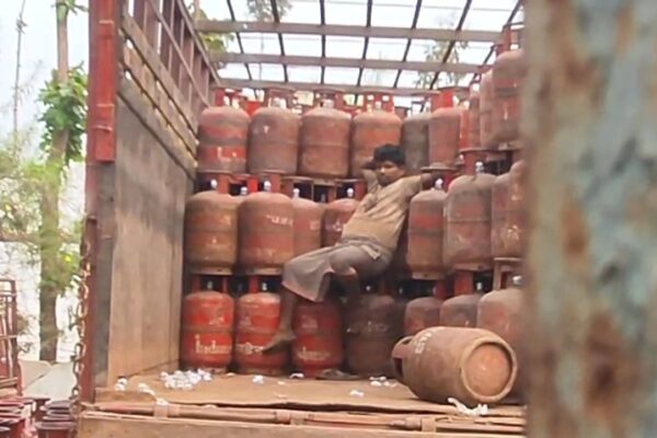 दरभंगा में गैस की किल्लत नहीं, जमाखोरी पर होगी सख्त कार्रवाई