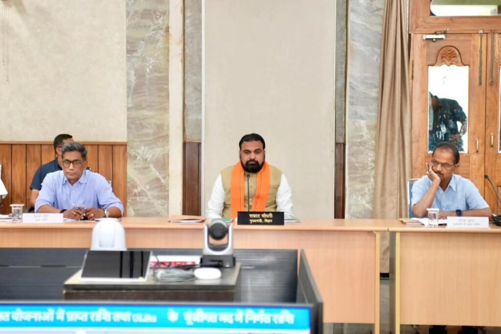 पटना में शहरी विकास योजनाओं की समीक्षा, कार्यों में तेजी के निर्देश