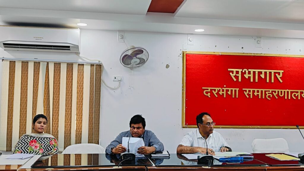 दरभंगा परीक्षा अलर्ट: 30 केंद्र, नकल पर 5 साल बैन