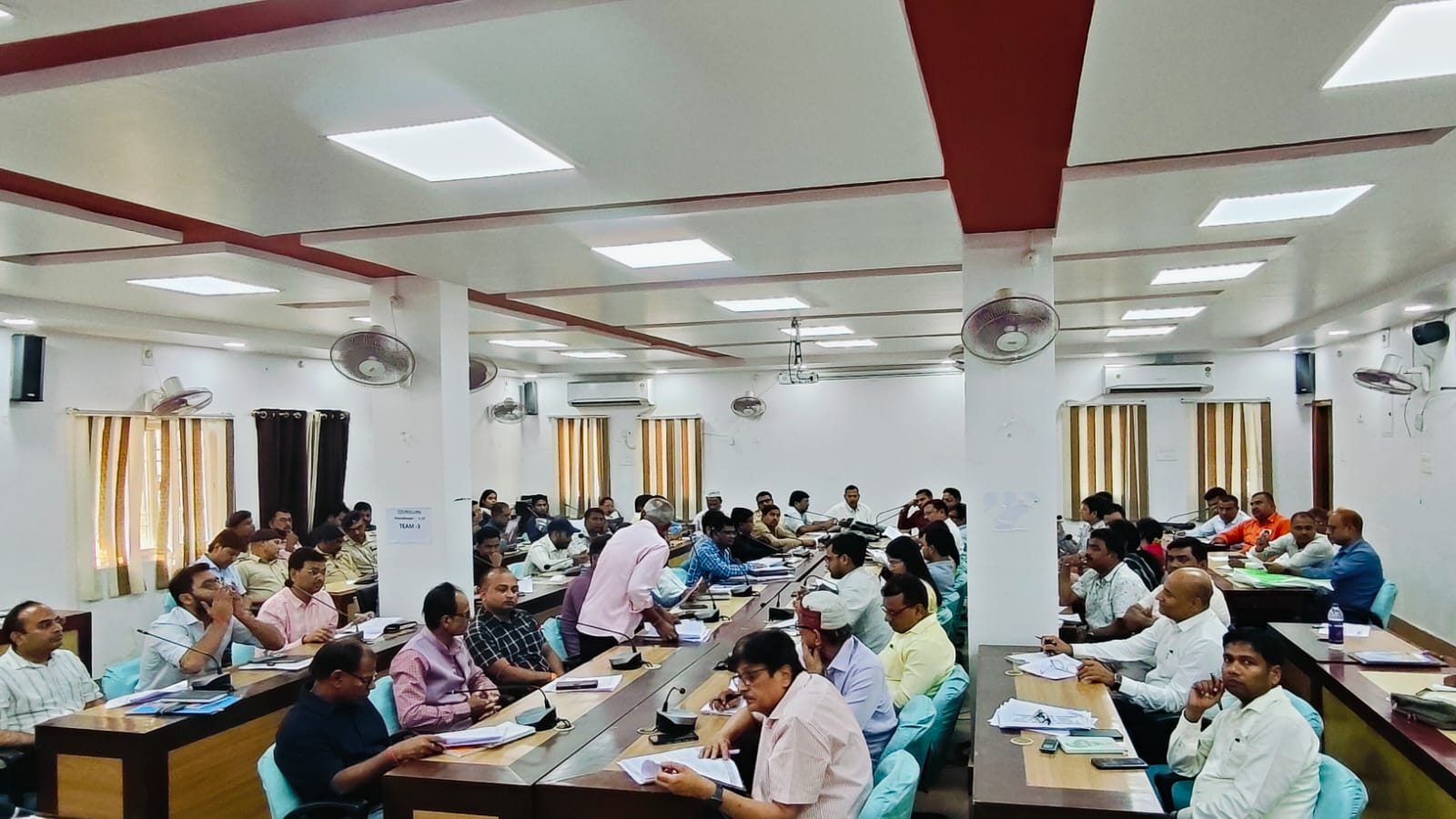 दरभंगा परीक्षा अलर्ट: 30 केंद्र, नकल पर 5 साल बैन दरभंगा परीक्षा अलर्ट: 30 केंद्र, नकल पर 5 साल बैन