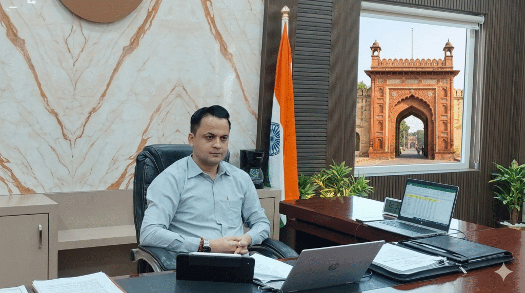 मधुबनी में बड़ी कार्रवाई! गंभीर आरोपों में लिपिक नौकरी से बर्खास्त