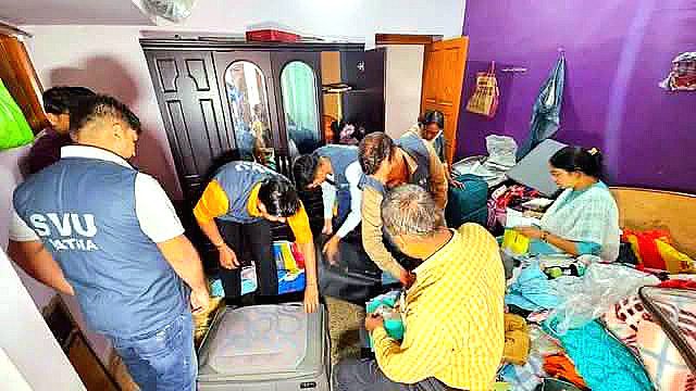 🚨 4.11 करोड़ DA केस: शिवहर DDC बृजेश कुमार सस्पेंड, पत्नी के नाम 2.26 करोड़ की संपत्ति उजागर
