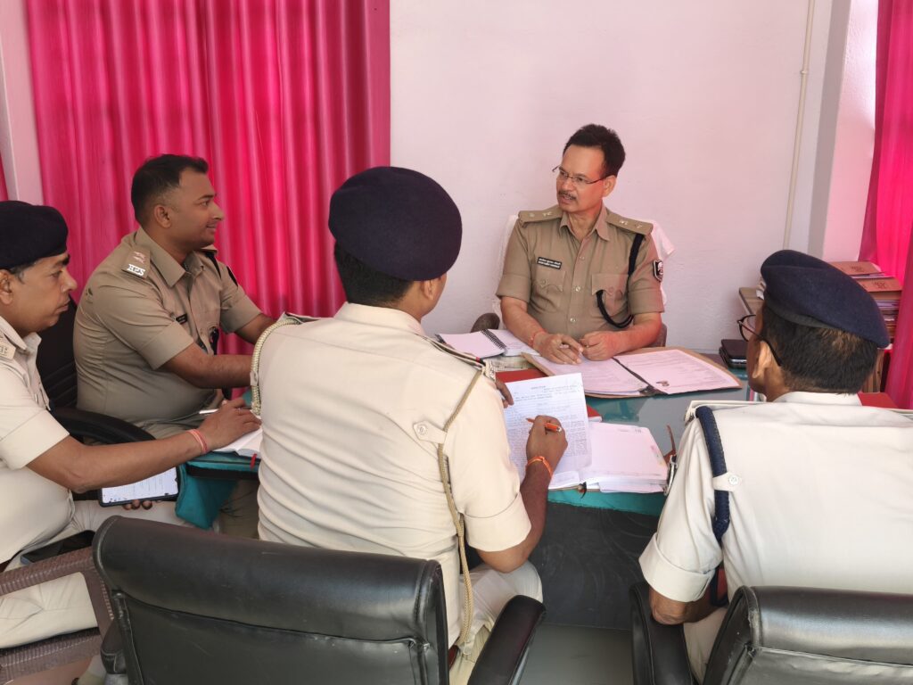 🚨 बहादुरपुर थाना में सख्ती, लंबित कांडों पर एक्शन