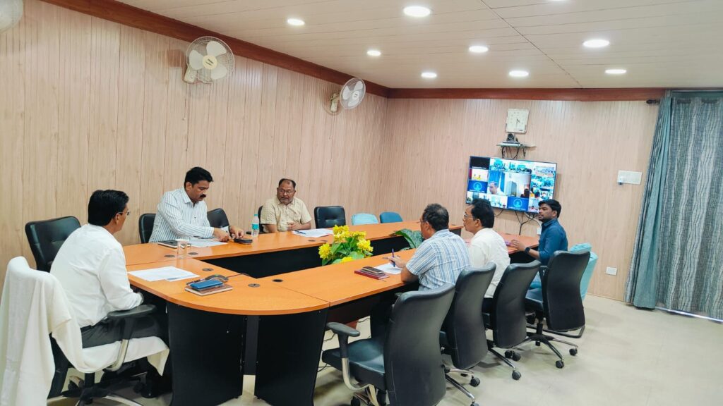 🚨 दरभंगा में DM की बड़ी बैठक, 20 मई तक जनगणना पूरा करने का सख्त आदेश