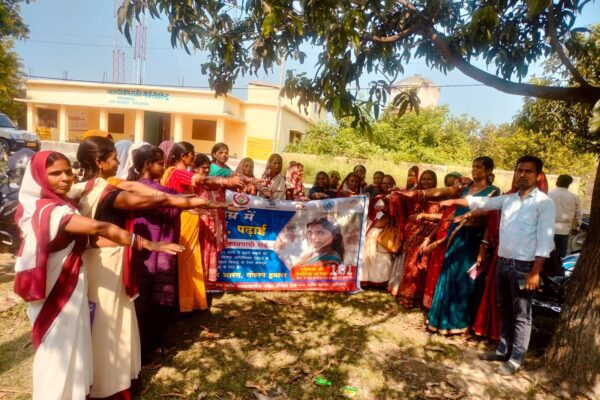 घनश्यामपुर में “सखी वार्ता” कार्यक्रम, महिलाओं को बाल विवाह और सुरक्षा कानूनों की दी गई जानकारी