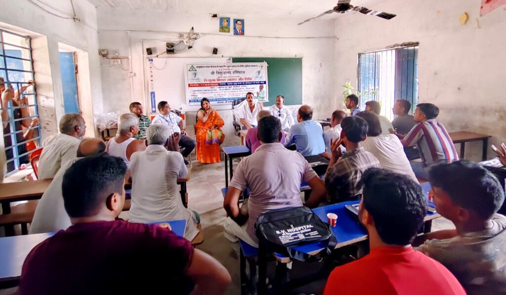 बिरनिया में लगा मेगा फ्री मेडिकल कैंप, 350+ मरीजों का हुआ इलाज बिरनिया में लगा मेगा फ्री मेडिकल कैंप, 350+ मरीजों का हुआ इलाज