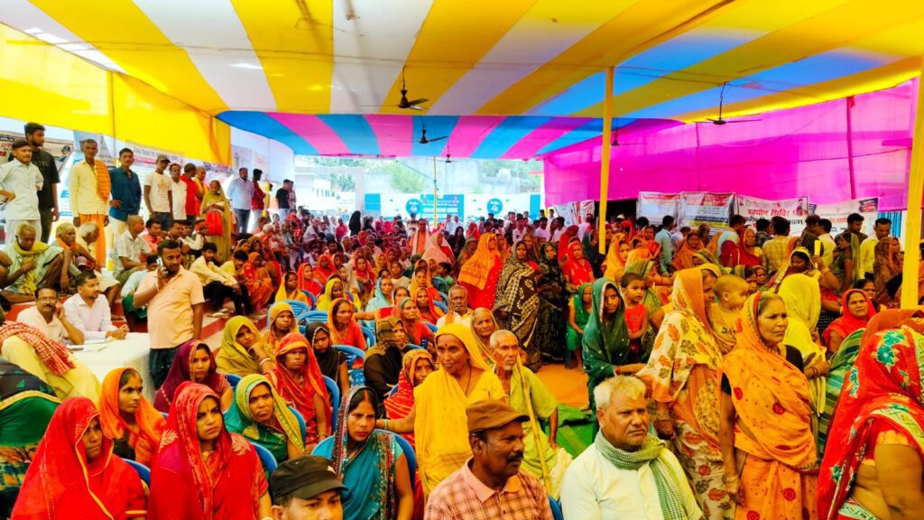 सहयोग शिविर बना जनता की उम्मीद! 2660 शिकायतों का समाधान, 2 जून को फिर लगेगा महाशिविर सिमरी पंचायत में भव्य सहयोग शिविर: मंत्री, DM और SSP की मौजूदगी में जनता की समस्याओं का हुआ मौके पर समाधान