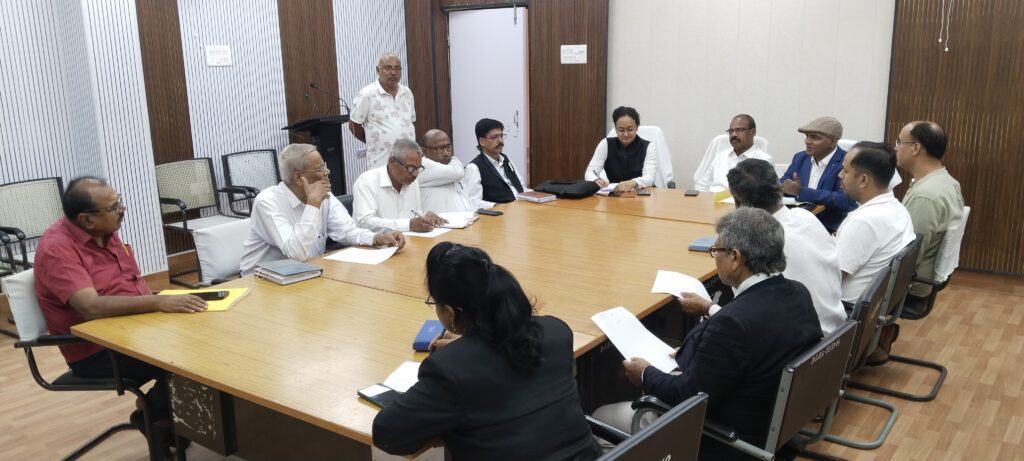 दरभंगा में लोक अदालत की तैयारी तेज, क्लेम केस निपटारे को लेकर अहम बैठक दरभंगा में लोक अदालत की तैयारी तेज, क्लेम केस निपटारे को लेकर अहम बैठक