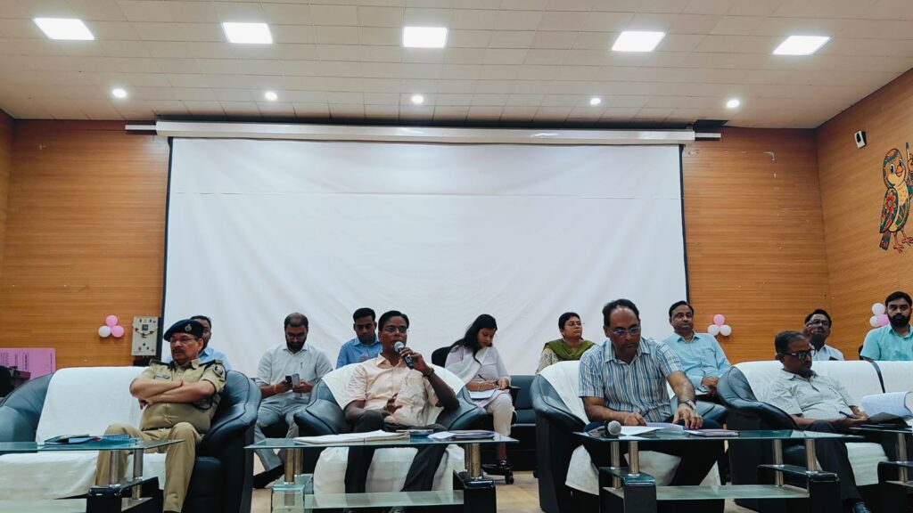 दरभंगा में सिपाही भर्ती परीक्षा को लेकर अलर्ट, डीएम ने दिए सख्त निर्देश दरभंगा में सिपाही भर्ती परीक्षा को लेकर अलर्ट, डीएम ने दिए सख्त निर्देश
